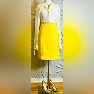 Lourdes Chavez SZ S/M yellow skirt with rear concealed zipper, waist 35”